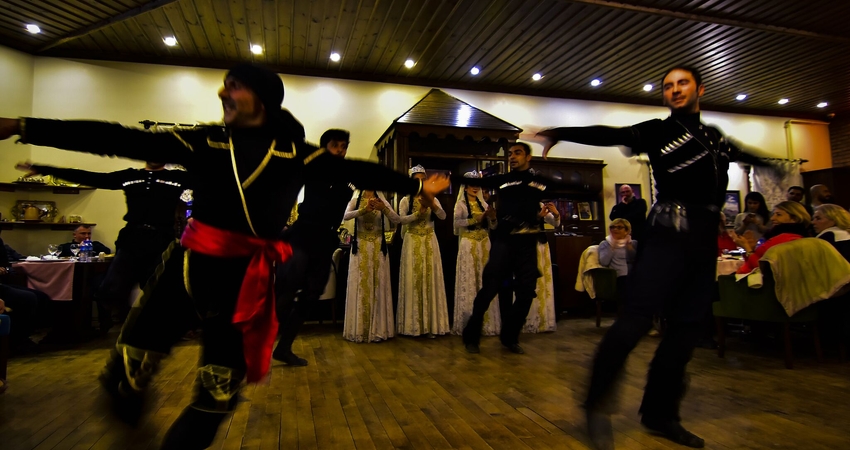 Turistik Doğu Ekspresi İle Bir Kış Masalı Kars Turu 3 Gece 4 Gün (Tren Gidiş - Uçak Dönüş)